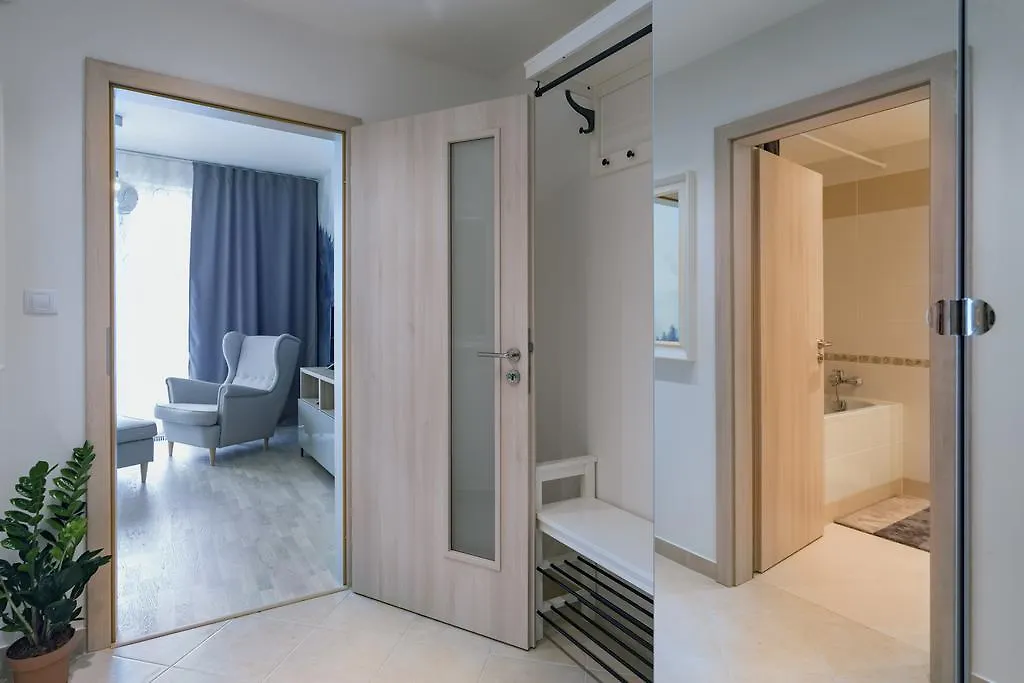 Olsanska Flat With Balcony Apartment Prague